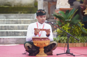 Tentang Wariga