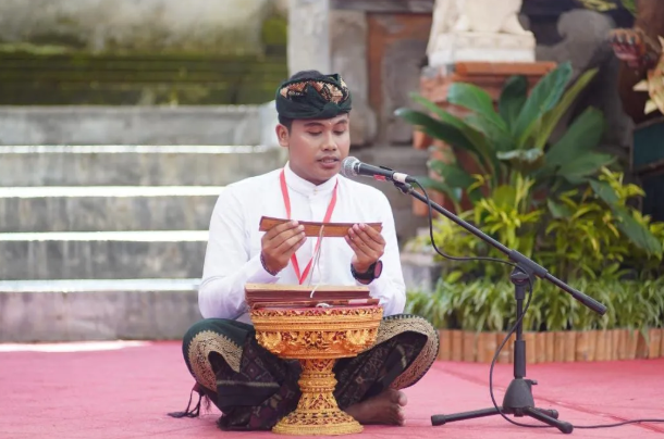 Tentang Wariga